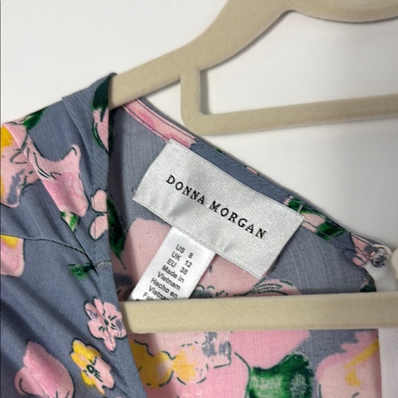 Donna Morgan Floral Print Dress with Blue, Pink and Yellow Flowers Size 8 - Picture 3 of 11
